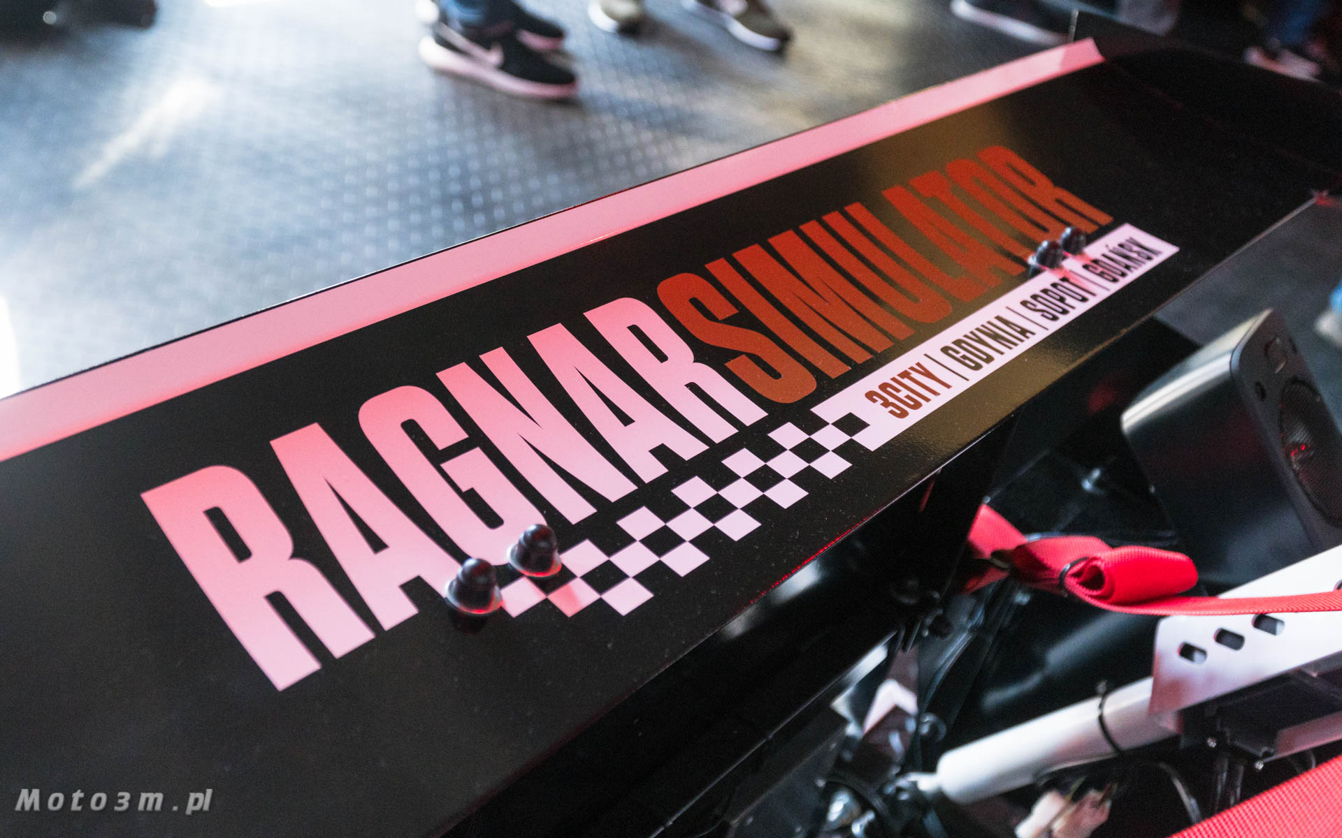 Simulator Razanj W Gdyni oficjalnie otwarto profesjonalny symulator jazdy - Moto3m.pl