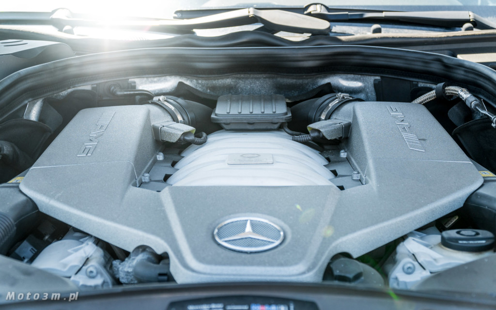 Pomnik spalinowej motoryzacji - Mercedes-AMG E63 W212-8845632
