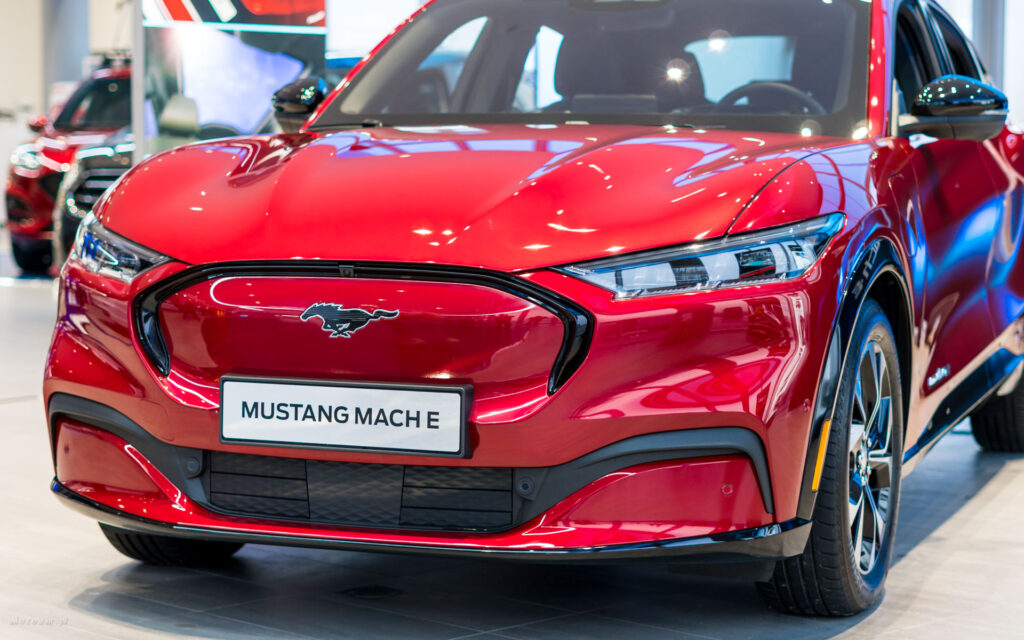 [Wideo] Nowy, elektryczny Ford Mustang Mach E zadebiutował