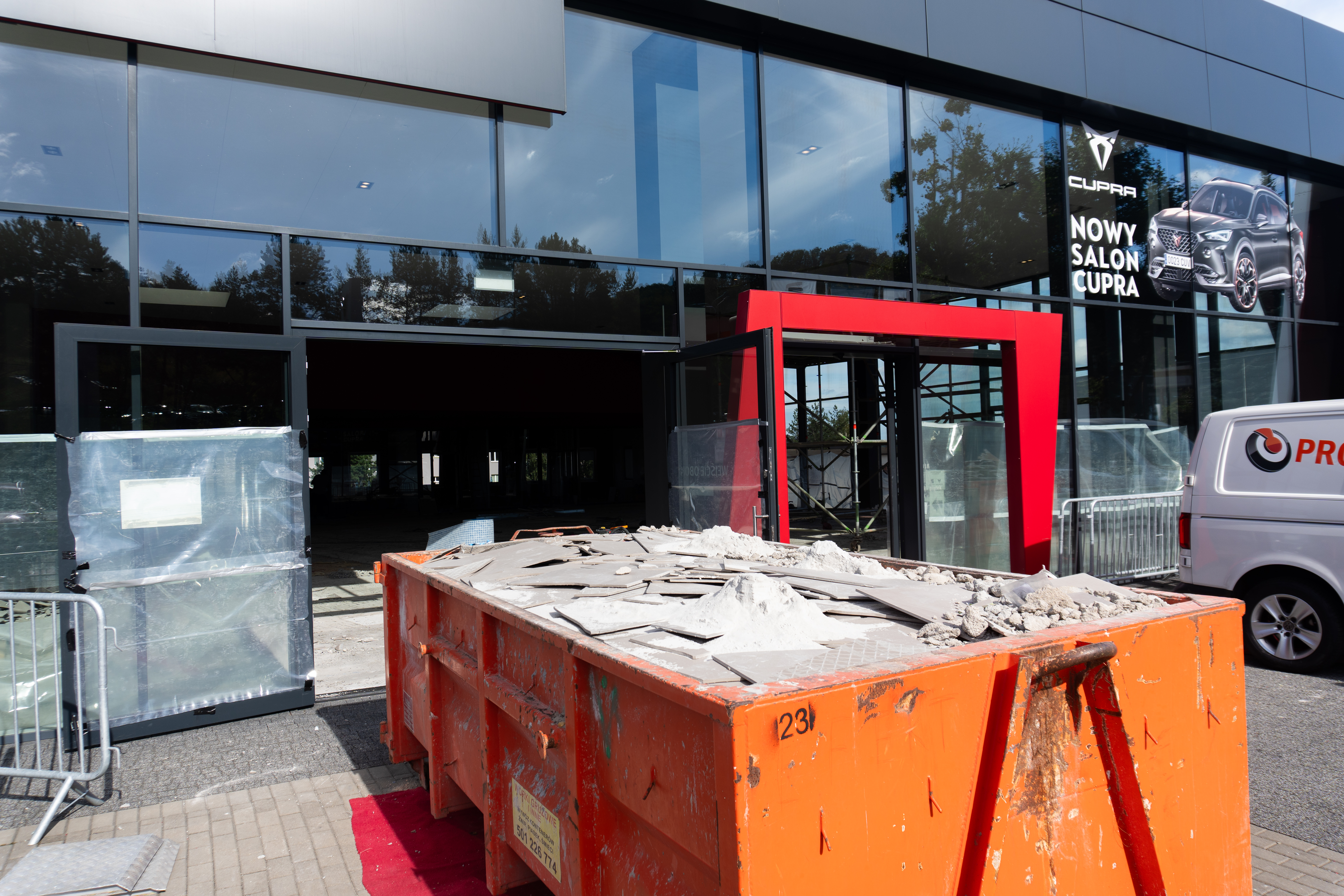 Salony SEAT i CUPRA w Gdyni przy Morskiej 318 przechodzą totalną metamorfozę