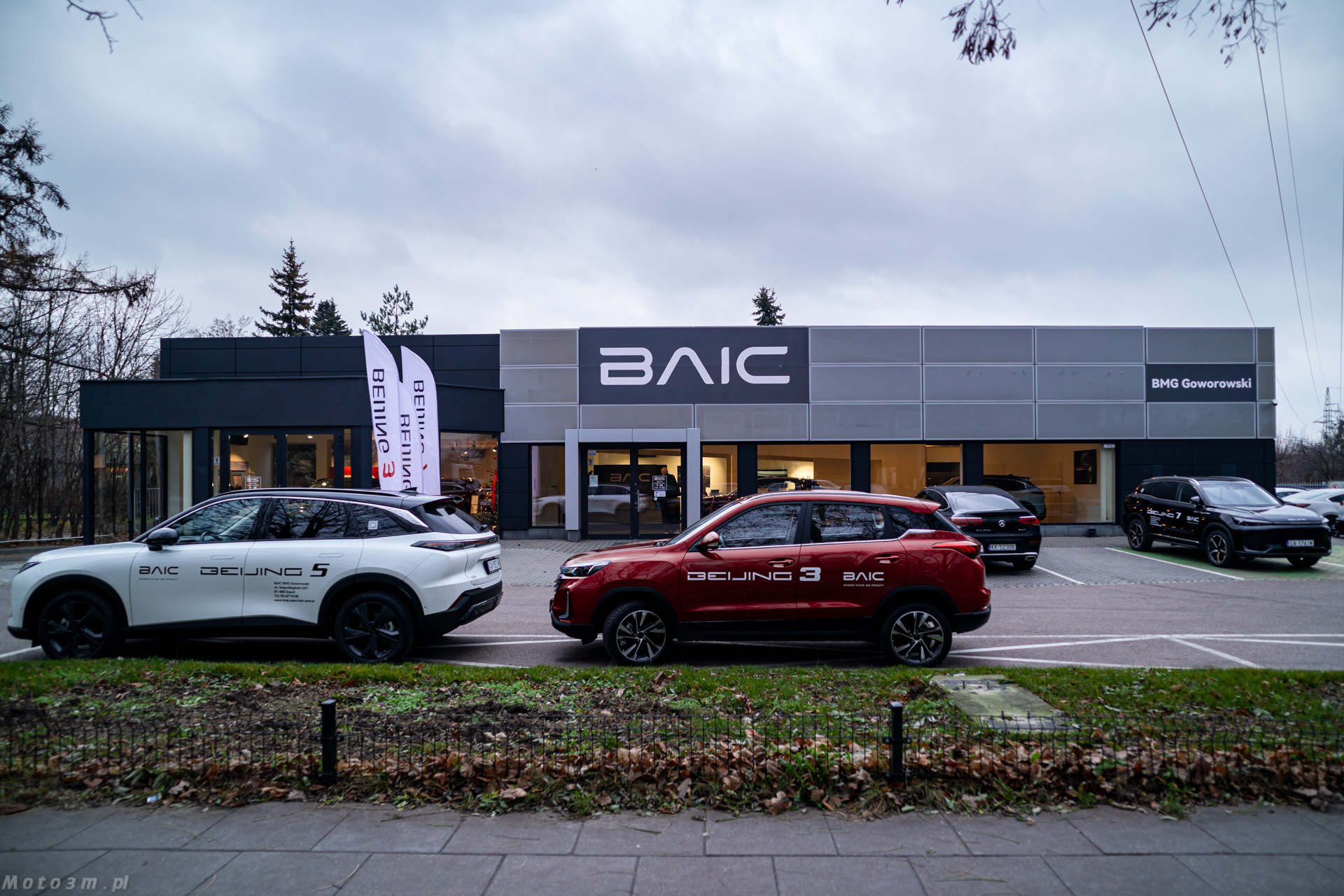 Chiński BAIC debiutuje w strukturach BMG Goworowski. Salon powstał w Sopocie