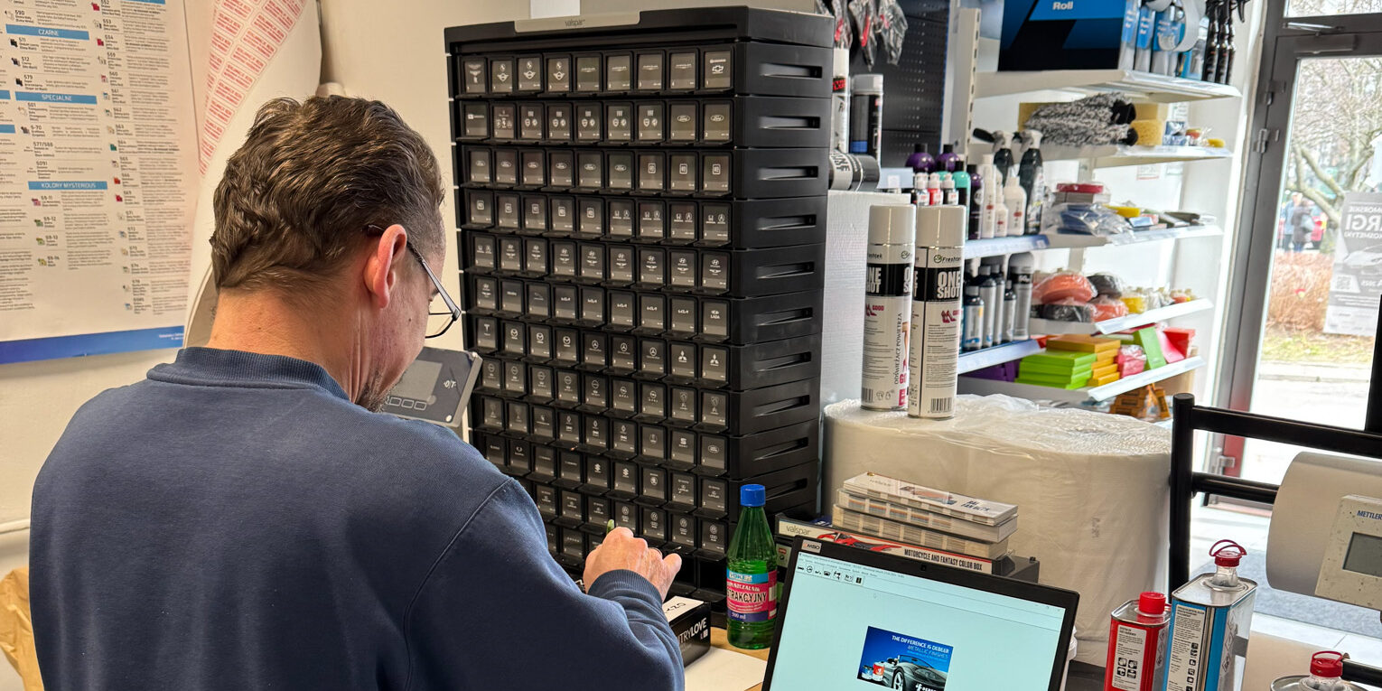 Zabezpieczone: WYMIESZANI – nowe miejsce na lakierniczej mapie Trójmiasta